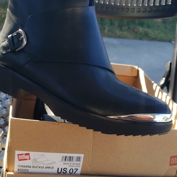 FitFlop Black Ankle Boots with Silver Accent - Picture 1 of 5
